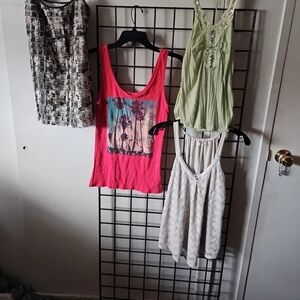 Vibrant Pink Sleeveless Graphic Tank Top with Tie Front